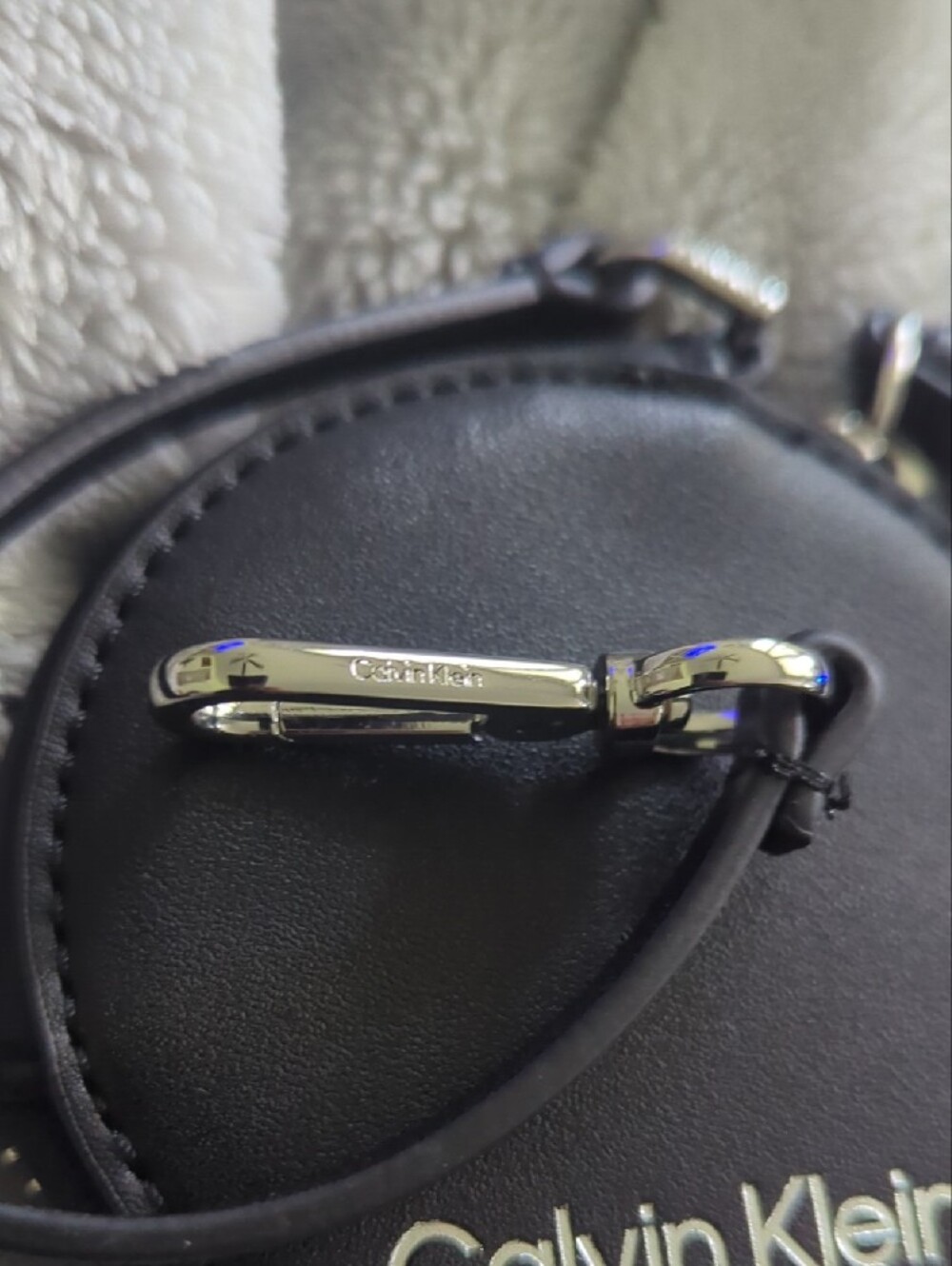 Calvin Klein Black Round Leather Coin Case with Wrist Strap NWOT - Picture 3 of 8